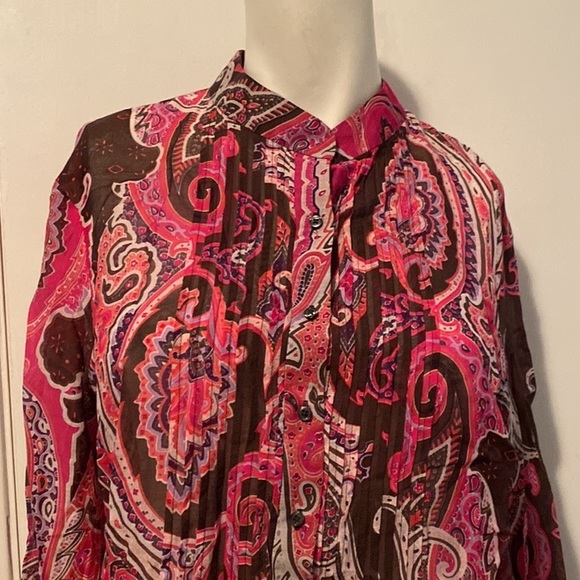 Silk Jacquard Blouse by Elie Tahari - Picture 4 of 6